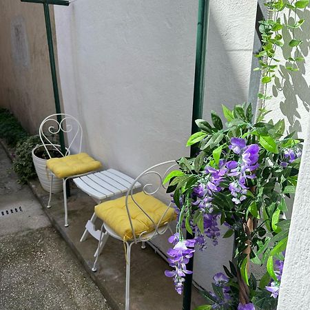 Apartment House Aria Baška Voda Eksteriør bilde