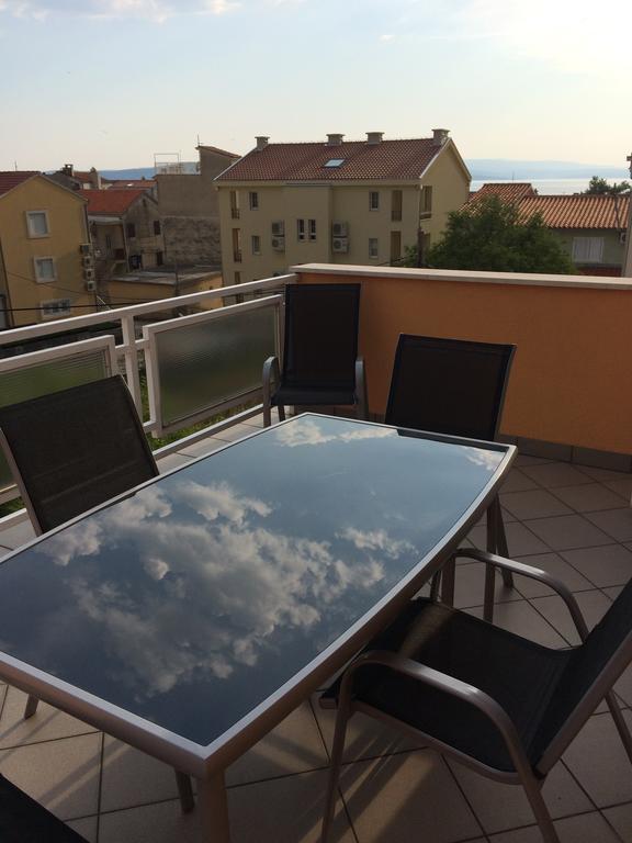 Apartment House Aria Baška Voda Eksteriør bilde