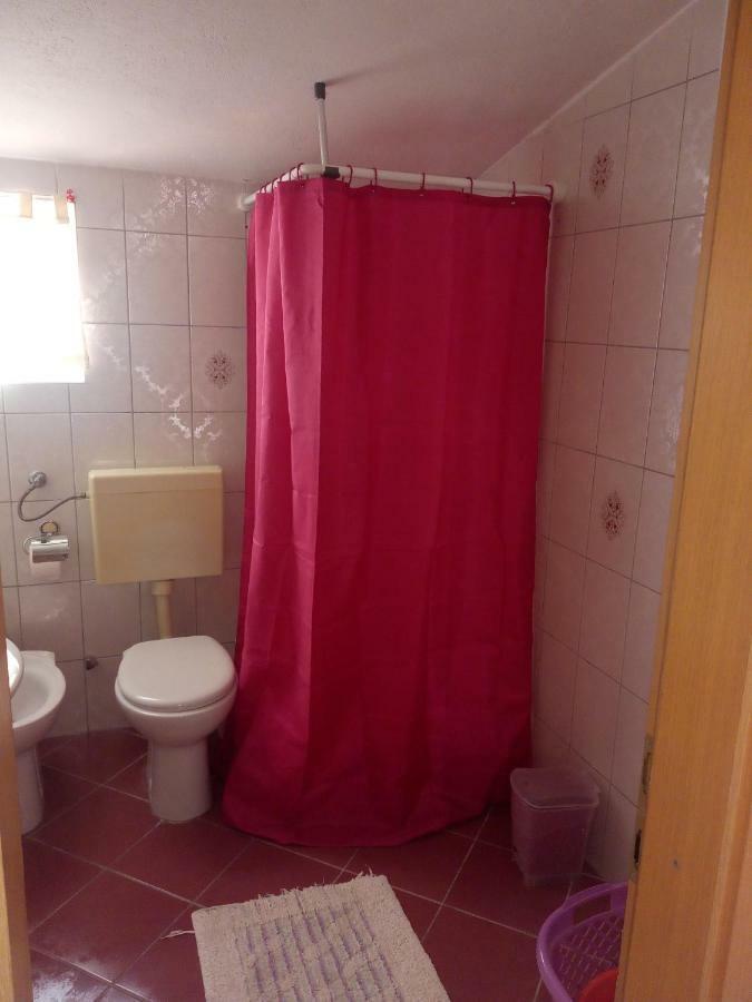 Apartment House Aria Baška Voda Eksteriør bilde